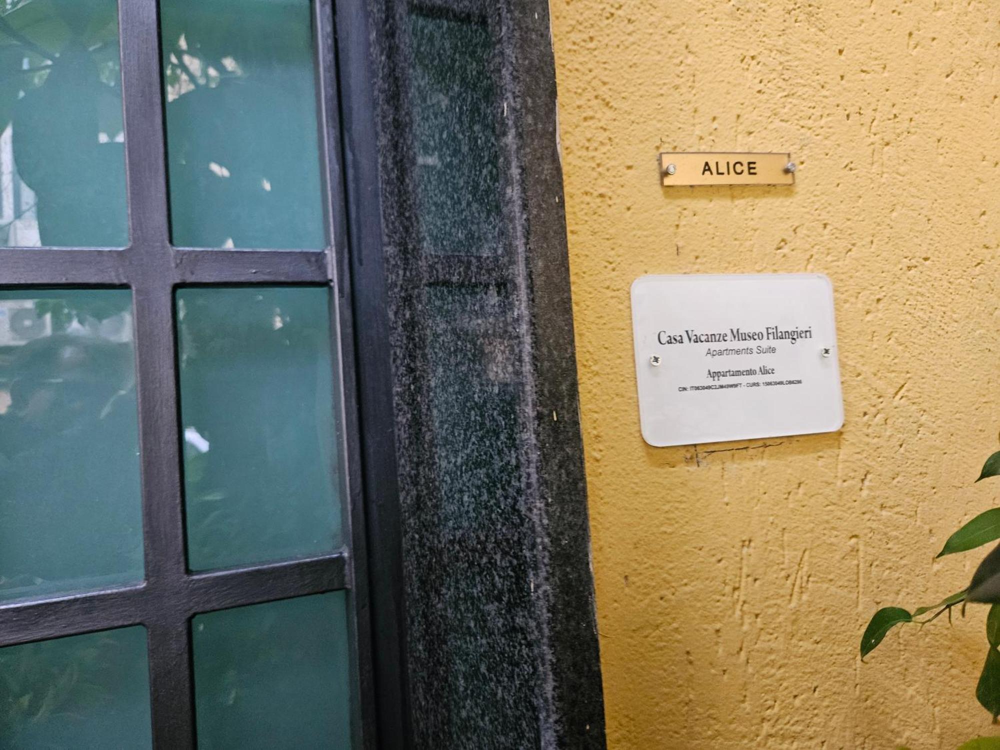 Museo Filangieri Suite เนเปิลส์ ภายนอก รูปภาพ